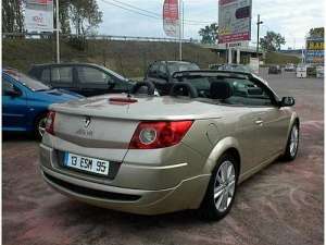 Renault Megane CC (II) 1.9 dCi 120 HP