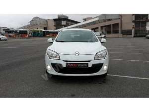 Renault Megane III Facelift 2 Hatchback 3 door 1.5d MT (110 HP)