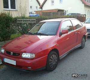 SEAT Cordoba Vario 1.6 101 HP