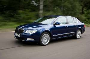 Skoda Suberb II Combi Facelift 2.0d MT (170 HP)