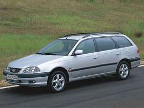 Toyota Avensis  Wagon (T22) 2.0 TD 90 HP