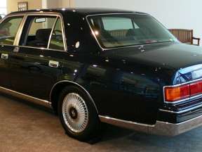 Toyota Century II (VG45) 4.0 i 165 HP