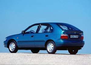 Toyota Corolla Hatch (E10) 1.6 i 16V GLi 114 HP