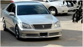 Toyota Crown Majesta (S150) 4.0i V8 (280Hp)