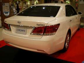 Toyota Crown (S11) 2.0 16V Sedan Gazoline 79 HP