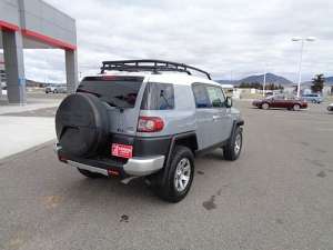 Toyota FJ Cruiser 4.0 MT (260 HP) 4WD