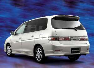 Toyota Gaia (M10G) 2.0 i 16V 4WD 145 HP