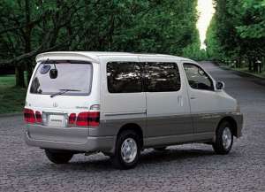 Toyota Granvia 2.7 i 152 HP