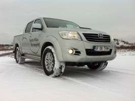 Toyota Hilux VII 2.5d MT (144 HP)