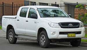 Toyota Hilux VII 4.0 AT (236 HP) 4WD