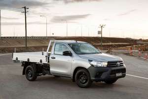 Toyota Hilux VII Facelift 4.0 MT (236 HP) 4WD