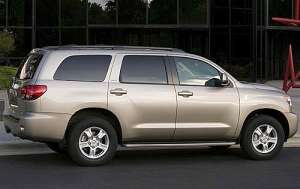 Toyota Sequoia II 5.7L V8 (381 Hp) 2WD