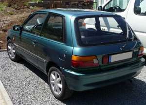 Toyota Starlet II (P8) 1.3 i 12V 82 HP