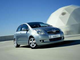 Toyota Yaris (P2) 1.0 i VVT i 69 HP