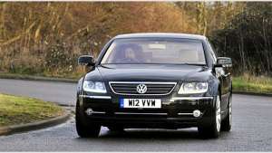 Volkswagen Phaeton Facelift 3.0d AT (240 HP) 4WD 5 Seater