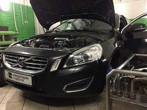 Volvo S60 II 2.5T (249Hp)