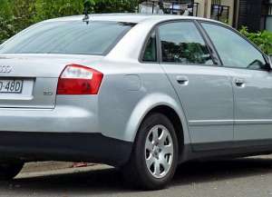 Audi A4 (8E) 2.0 i 20V 131 HP