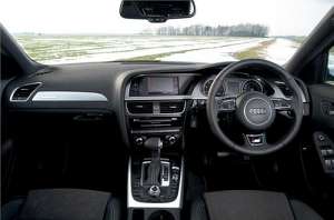 Audi A4 Avant (B8) Facelift 2.0d MT (177 HP)