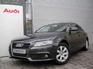 Audi A4 Sedan (B8) Facelift 3.0d MT (245 HP) 4WD