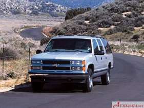 Chevrolet Suburban (GMT400) 5.7 i V8 250 HP