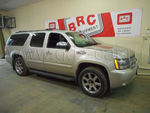 Chevrolet Suburban XI 5.3 AT (324 HP)