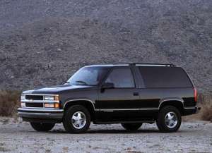 Chevrolet Tahoe (GMT410) 6.5 i V8 TD 4WD 3 dr 180 HP