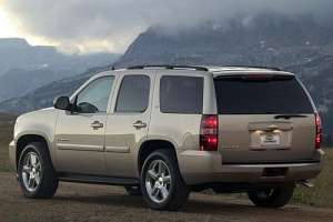 Chevrolet Tahoe III 4.8 AT (295 HP)