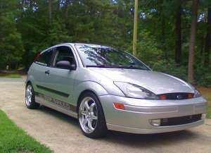 Ford Focus Hatchback (USA) 2.0 i 16V ZX3 131 HP