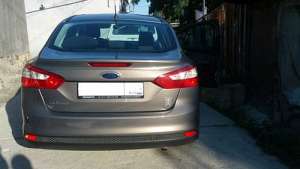 Ford Focus III Sedan 1.6i (125Hp)