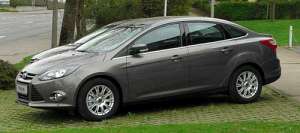 Ford Focus III Sedan 1.6i (85Hp)