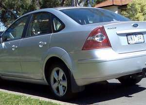 Ford Focus  Sedan (USA) 2.0 i 16V ZTS 131 HP