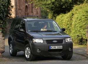 Ford Maverick II 3.0 i V6 24V AWD 197 HP