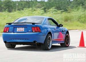 Ford Mustang IV 3.8 V6 147 HP