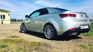 Kia Cerato II Coupe 1.6 MT (126 HP)