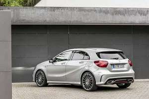 Mercedes-Benz A-klasse (W176) 250 2.0 AT (211 HP)