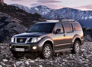 Nissan Pathfinder III 4.0 i V6 4WD 269 HP AT