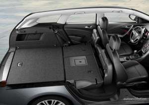 Opel Astra J Caravan Facelift 1.4 MT (120 HP)