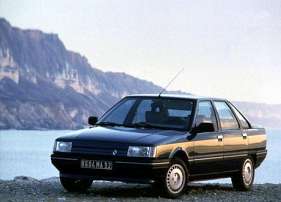 Renault 21 (B48) 2.2 i 110 HP