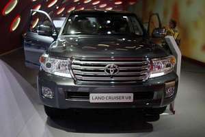 Toyota Land Cruiser 200 Series Facelift 4.5d AT (272 HP) 4WD