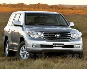 Toyota Land Cruiser 200 Series Facelift 4.6 AT (318 HP) 4WD